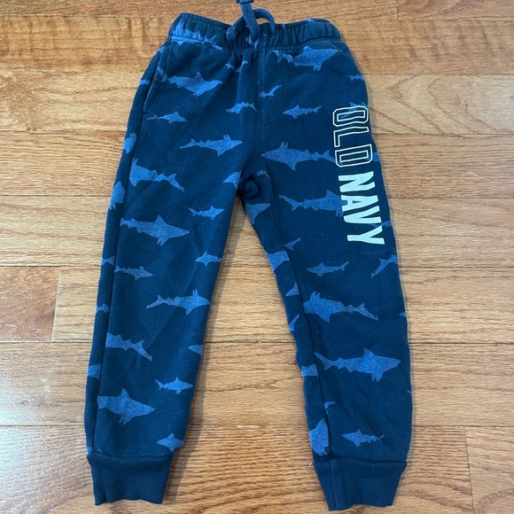 3T Toddler Boy Matching Jogger Set - Shark Print - Picture 7 of 7